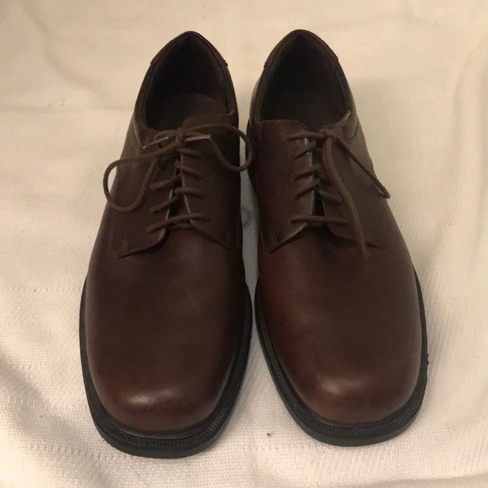 Rock port shoes with laces dark brown